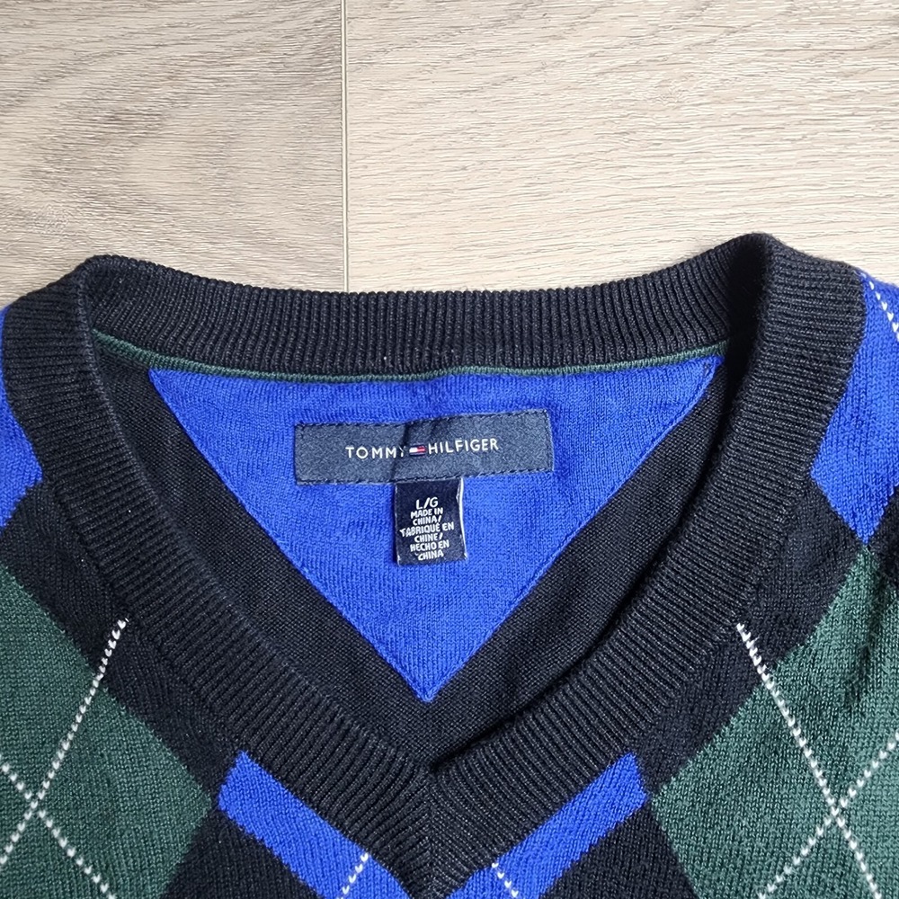 Tommy Hilfiger Argyle V Neck Long Sleeve Black Sweater Large - Picture 2 of 7